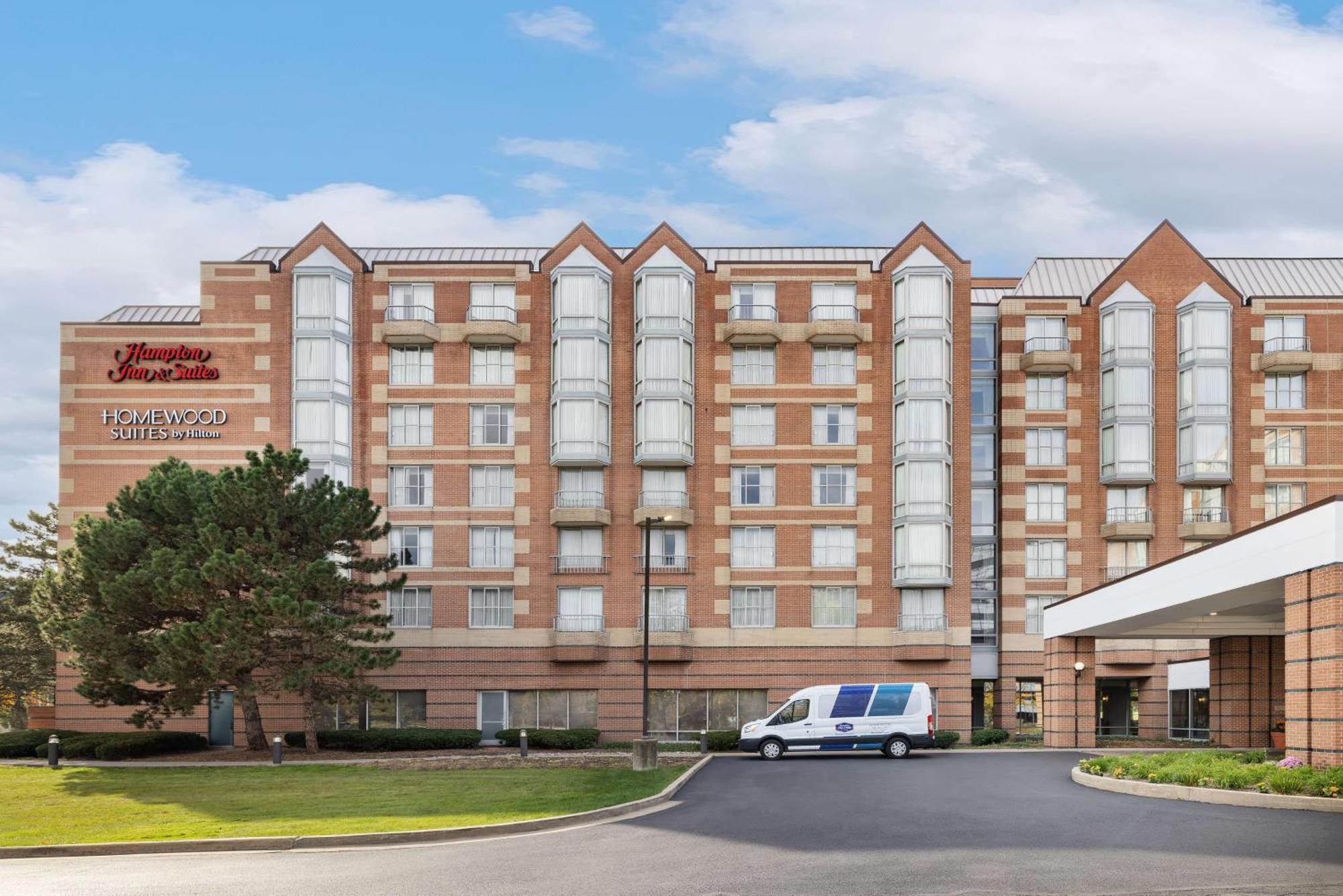 Hampton Inn & Suites Downers Grove Chicago Exterior photo