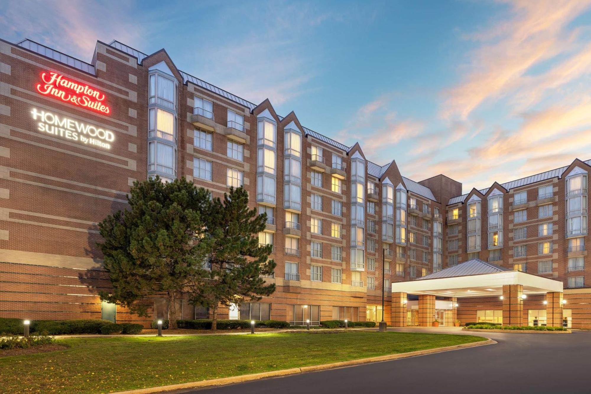 Hampton Inn & Suites Downers Grove Chicago Exterior photo